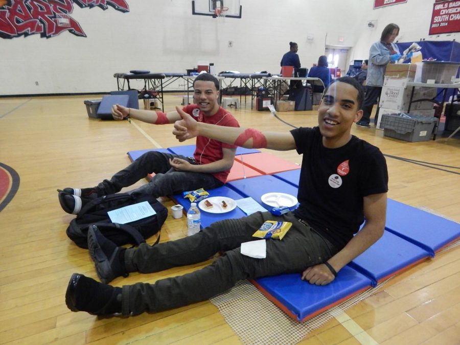BLOOD DRIVE FRI, SEPT 28th--Students Needed